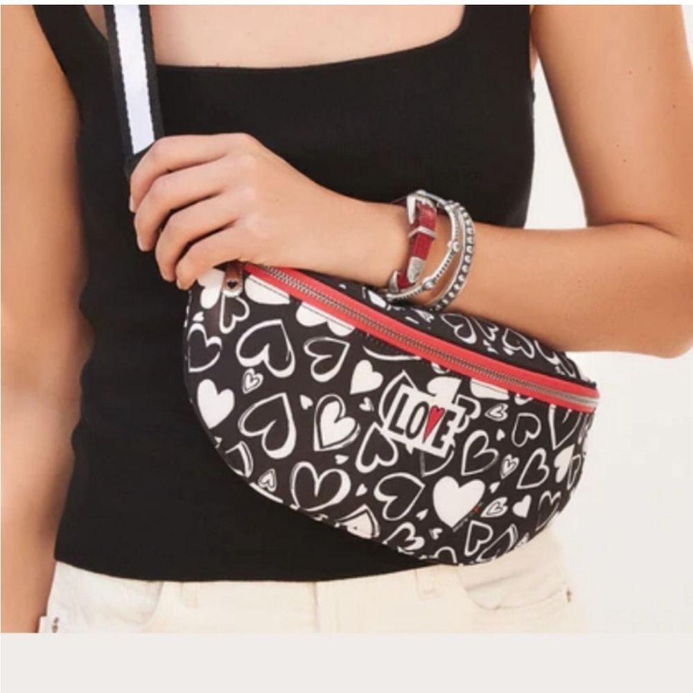 NWT Brighton Endless Love belt bag Fanny bag black & white w/hearts crossbody